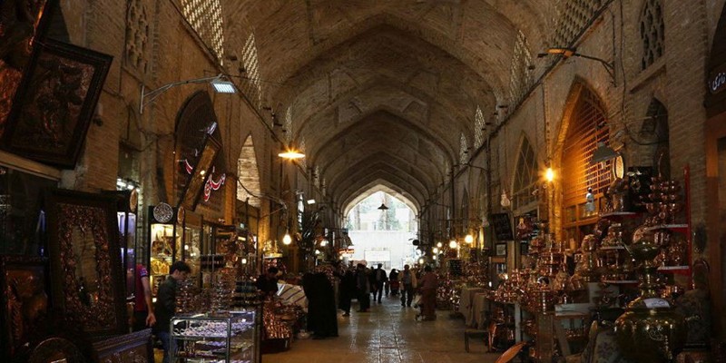 اصفهان : بازار میدان نقش جهان ، بزرگترین بازار سرپوشیده ایران
