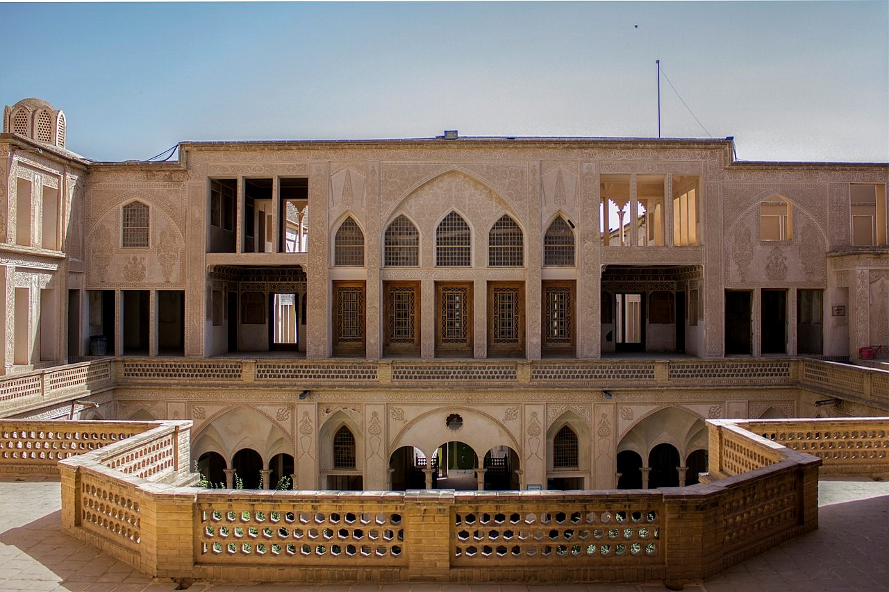 سه خانه تاریخی مشهور کاشان : خانه عباسیان، ثبت شده در فهرست آثار ملی